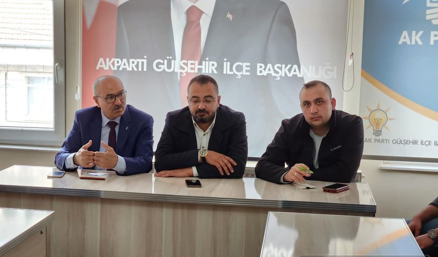 Nevşehir'den AK Parti A. Adayı Özdemir bütün ilçeleri gezdi