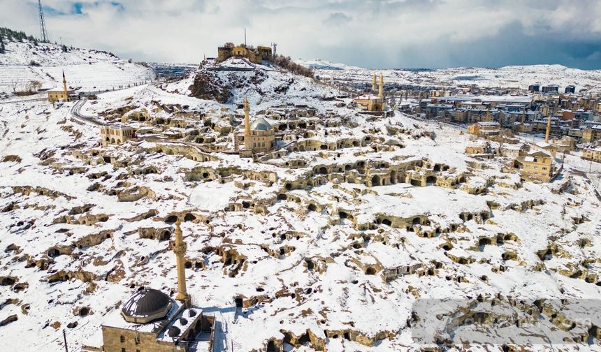 Nevşehir tekrardan beyazlar içinde
