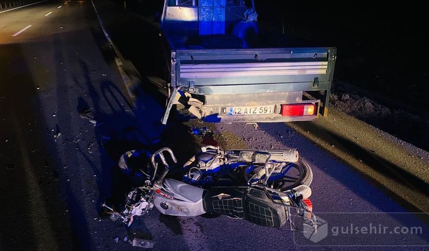 Aksaray'da motosiklet kamyonete çarptı, sürücü öldü