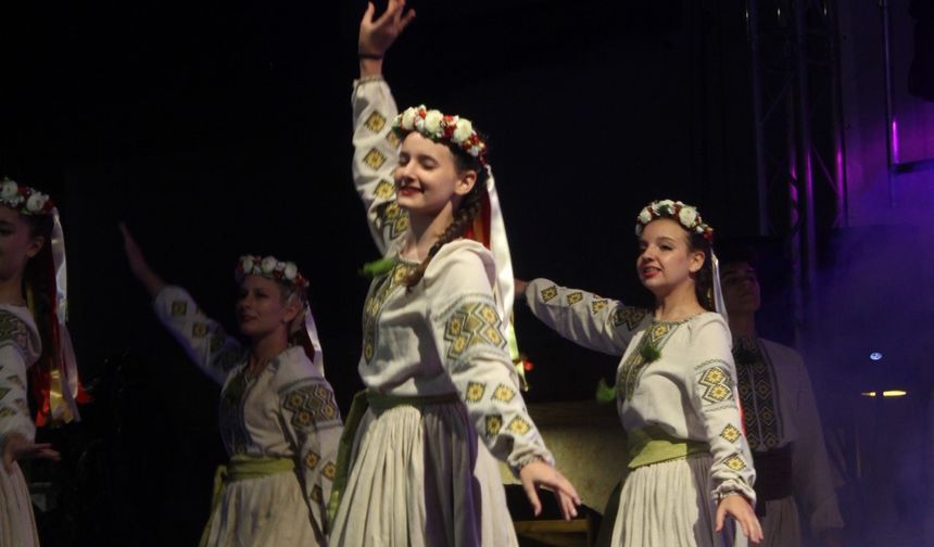 Ortahisar Belediyesi, Halk Dansları ve Müzik Festivali başladı