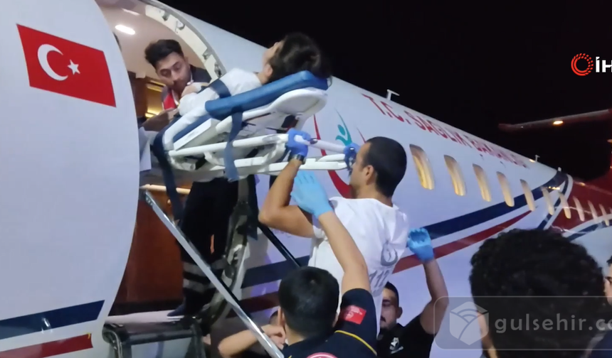 12 Yaşındaki Hasta Ambulans Uçakla İstanbul'a Sevk Edildi