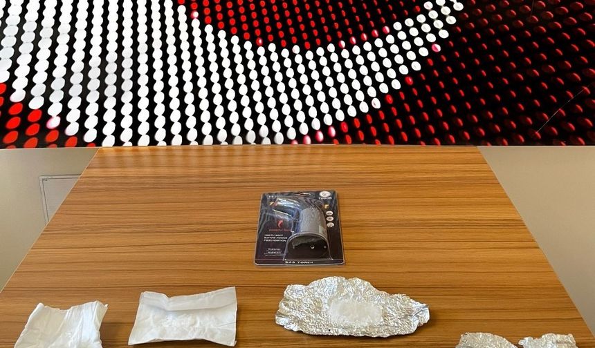 ''Malatya’da Polislerin Durduğu Araçtan Uyuşturucu Çıktı''