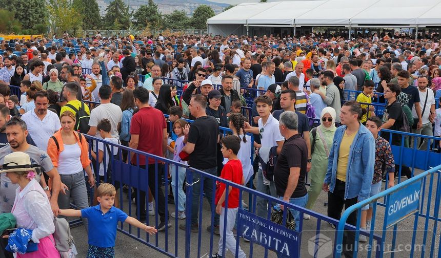 ''İzmir TEKNOFEST’te Son Gün Yoğunluğu''