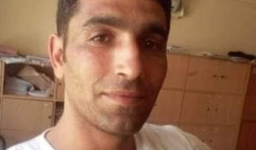 Mersin' de Halı Sahada Futbol Oynayan Kişi Kalp Krizi Geçirdi Hayatını Kaybetti'