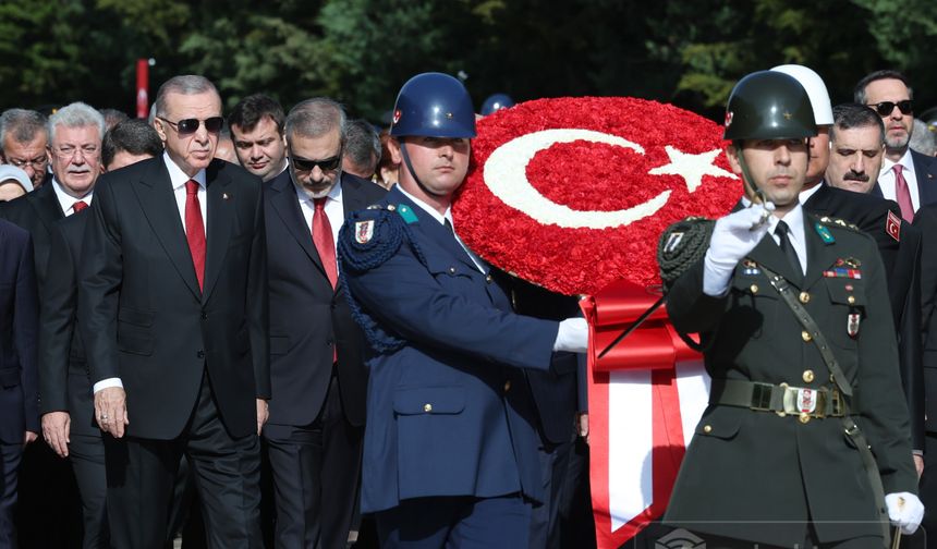 ''Devlet Erkanı Atatürk'ün Huzurunda''