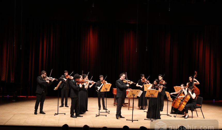 TEV 57, Yılını Türkiye Virtüözleri Oda Orkestrası Konseri ile kutladı.