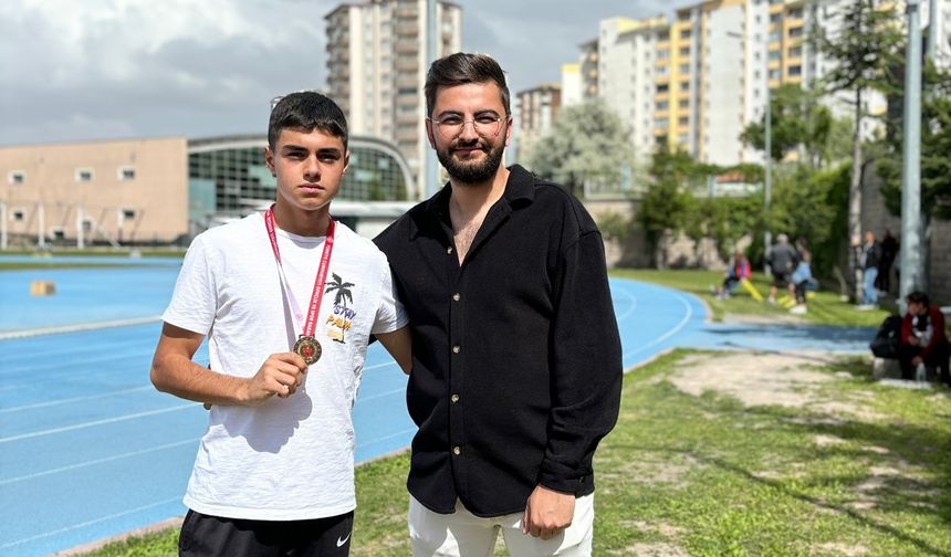 Nevşehir Gençlik ve Spor Kulübü Sporcusu Batuhan Ergöz Bölge Şampiyonu Oldu