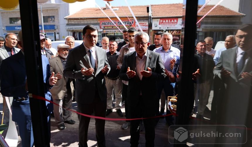 Gülşehir’de Yeni Fotoğraf Stüdyosu Açıldı: Kaymakam Gültekin Törene Katıldı