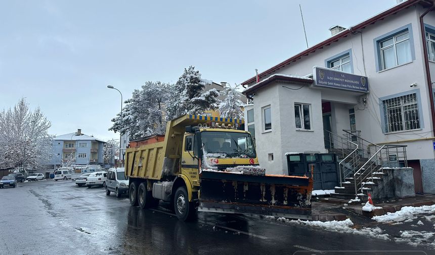 Nevşehir Köy Hizmetleri, Gülşehir Köy Yollarını Açmak İçin Seferber Oldu