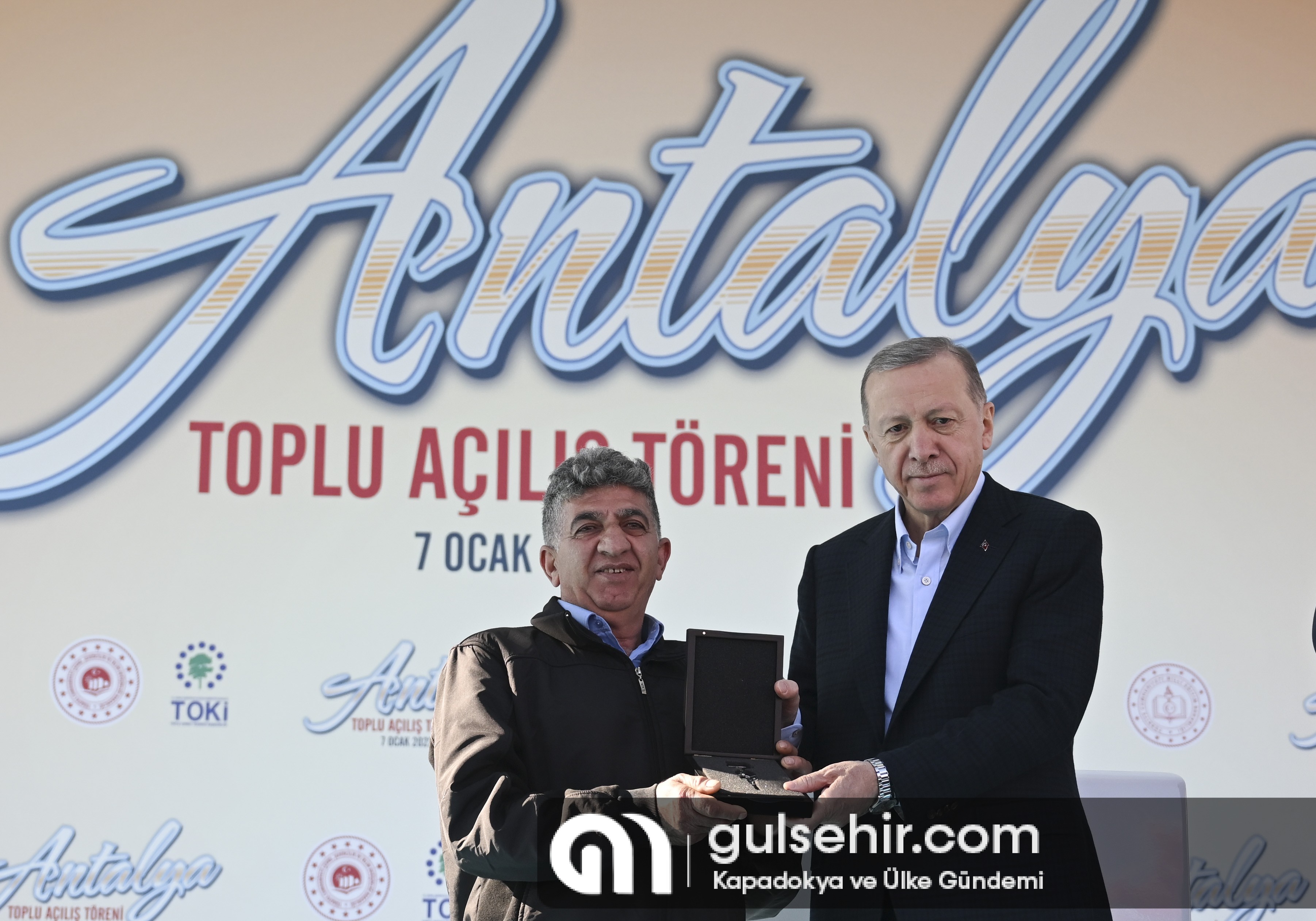 AA-20230107-29933062-29933042-CUMHURBASKANI_ERDOGAN_ANTALYA_TOPLU_ACILIS_TORENINE_KATILDI