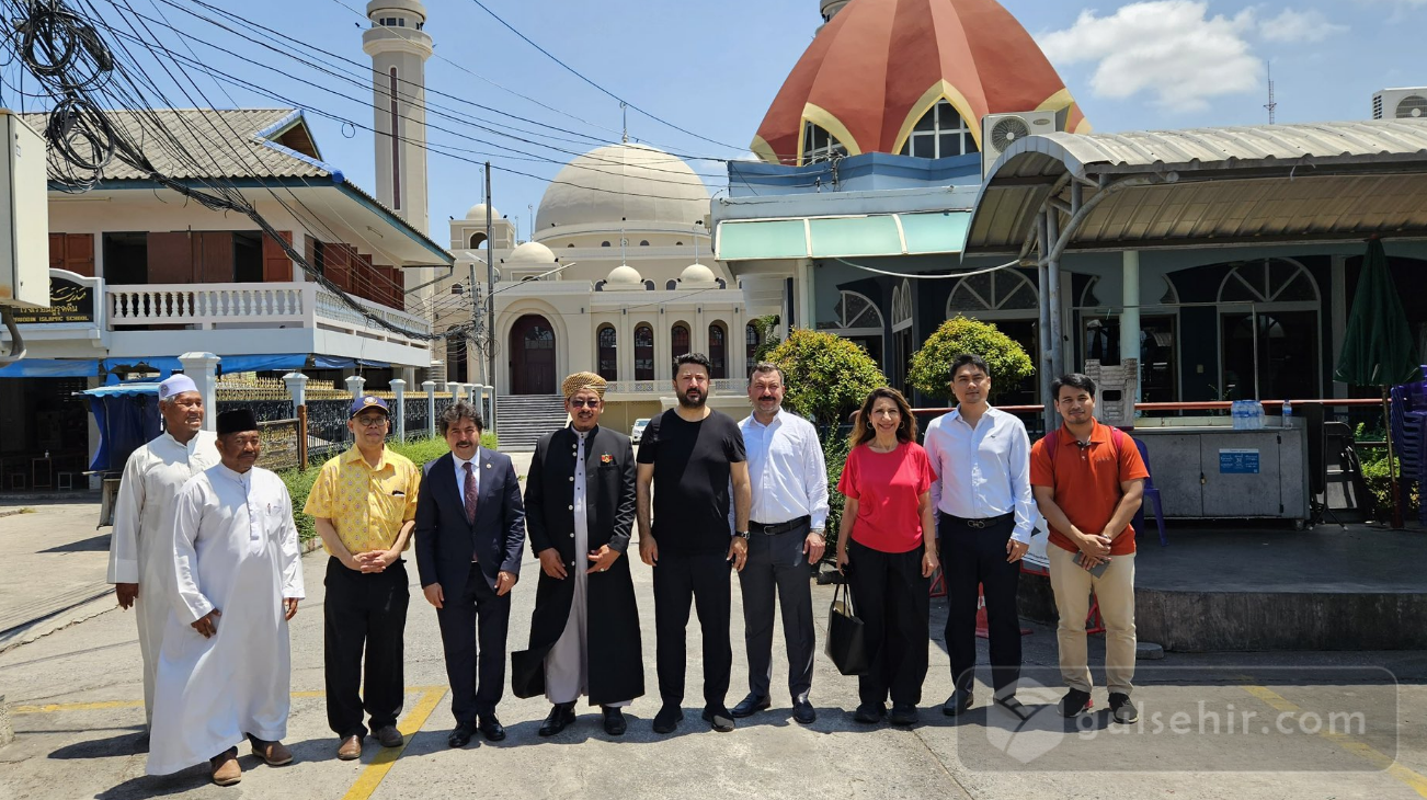 Tayland'daki Müslüman Toplulukları Ziyaret Etti 1